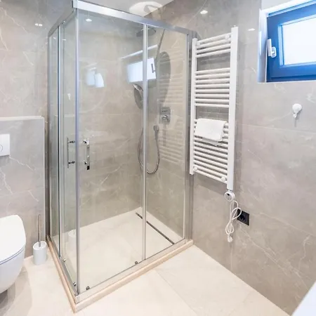 Pinna - Galija Póla